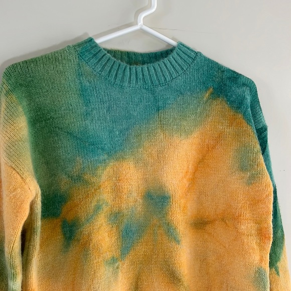 Multicolor Tie-Dye Women's Sweater - Picture 2 of 8
